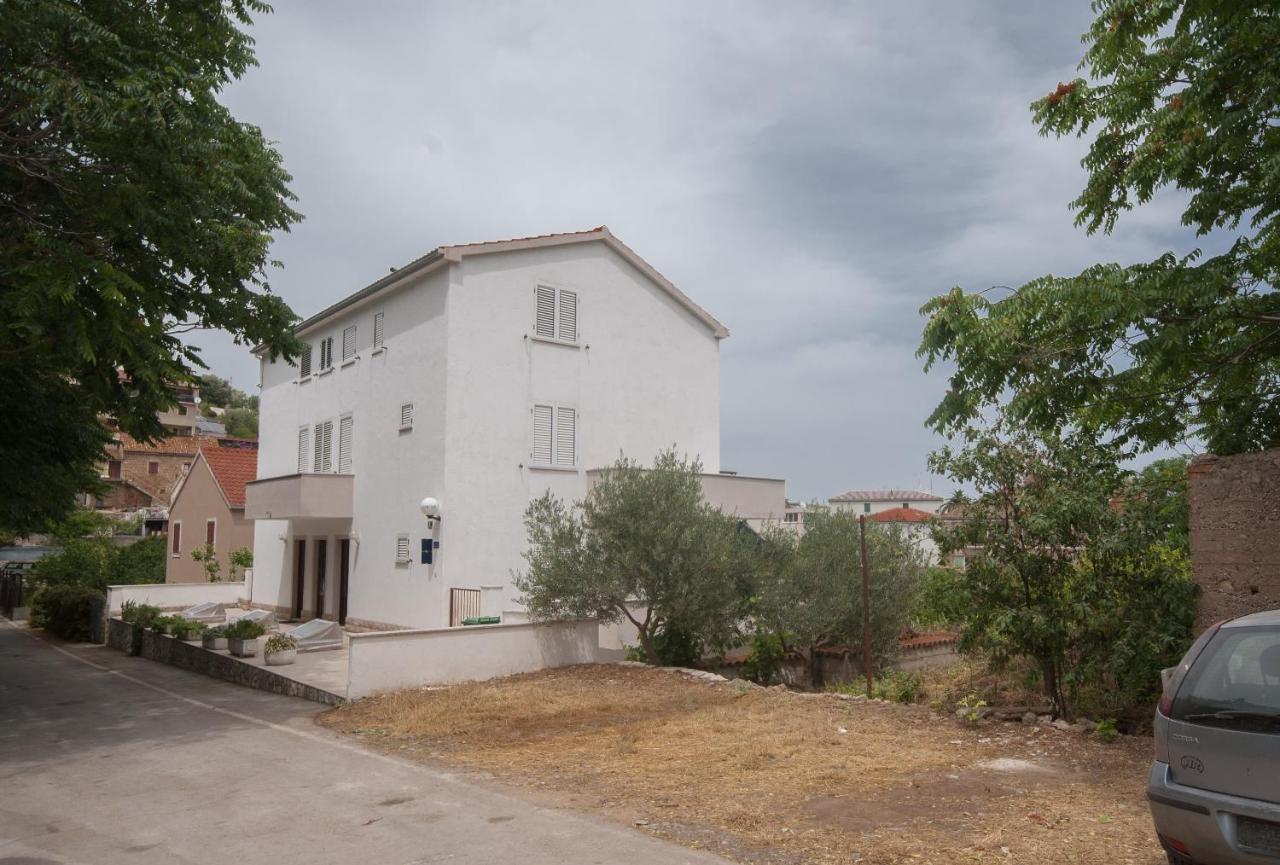 Apartments Dilk Vis Exterior foto